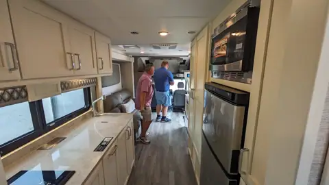 Tiffin Motorhomes photo 3