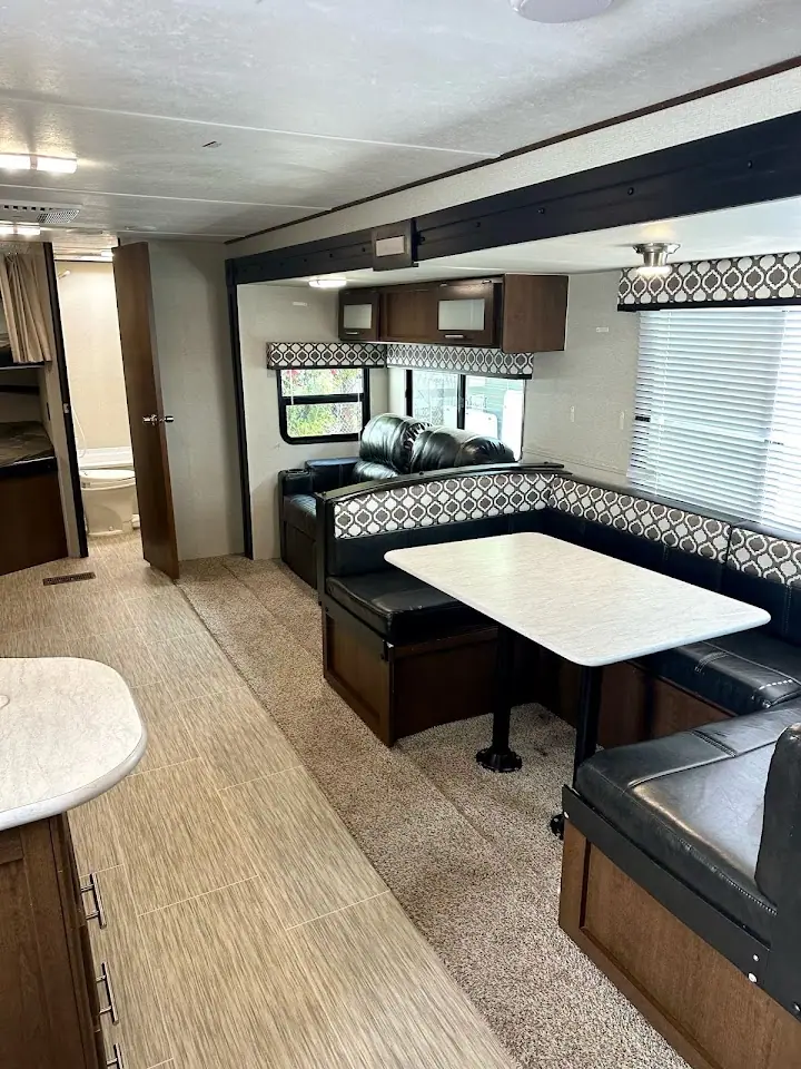 Kessell auto & rv, RV dealers in Miami