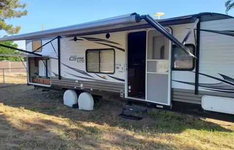 WGS RV RENTALS photo 2