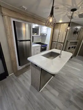 Broders RV Sales photo 2