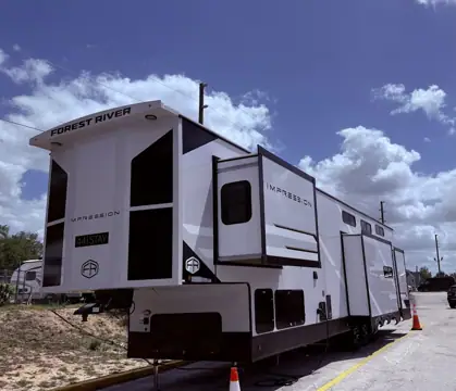 RV There Yet LLC photo 3