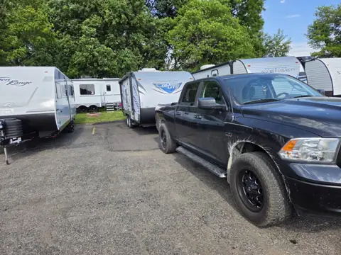 RV Wholesalers photo 3