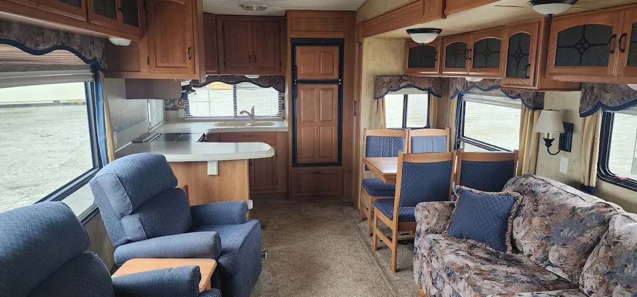 RG & Son Sales, LLC, RV dealers in Limington