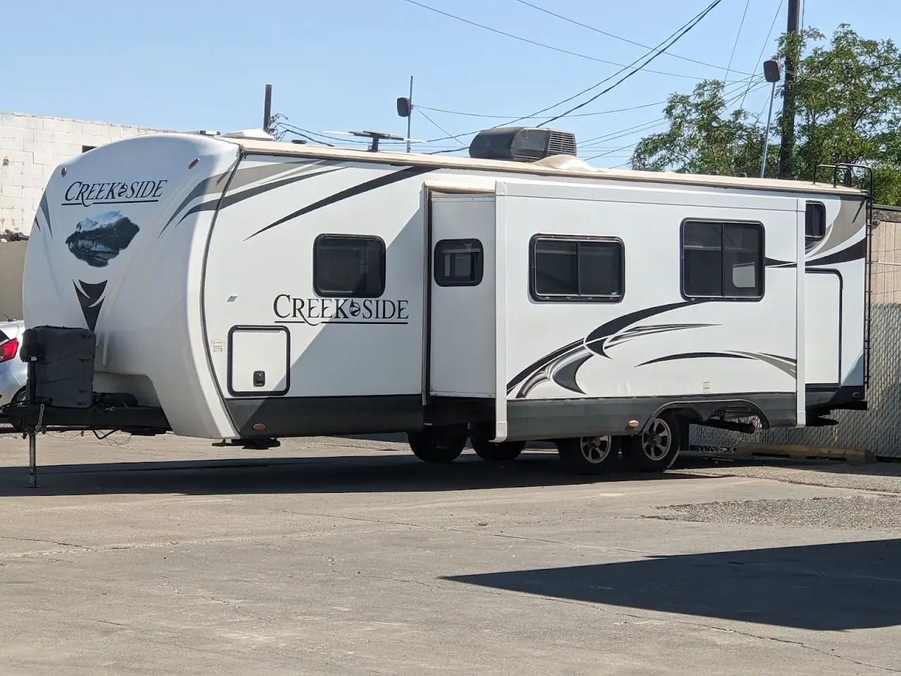 JJs Auto Investments & RVs, RV dealers in Kennewick