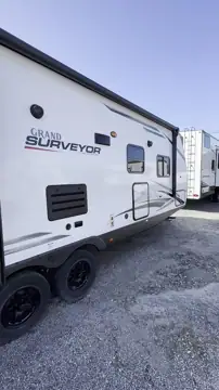 Reed's Trailer Sales Inc. photo 2