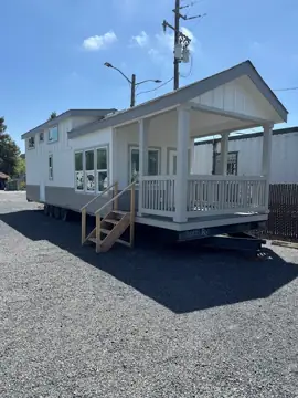 Reed's Trailer Sales Inc. photo 3