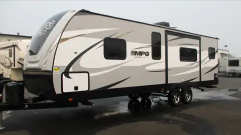 Bobby Combs RV Centers - CDA photo 3
