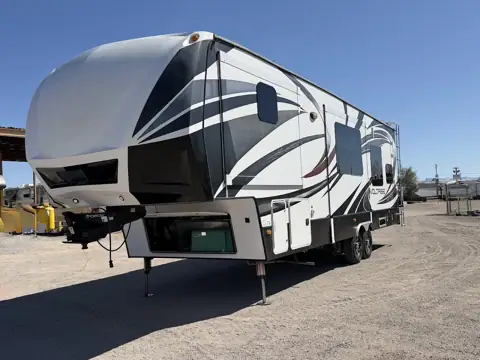 Tucson Park & Sell RV's Inc. photo 2
