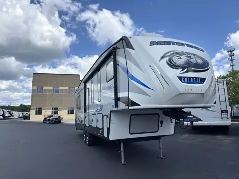 Camping World - Sturtevant photo 3
