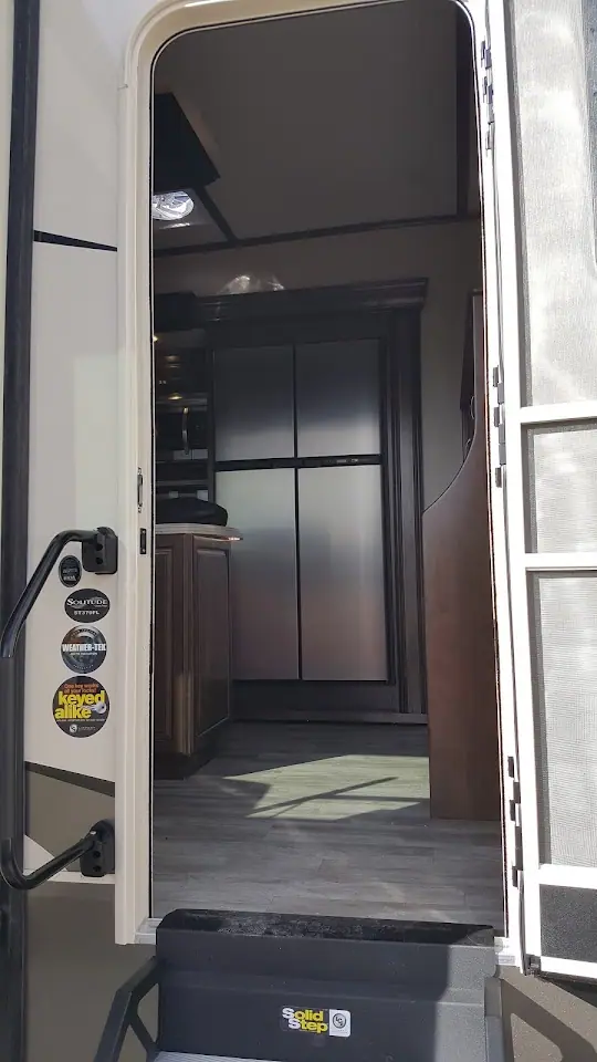 Windish RV Center - Lakewood, RV dealers in Lakewood