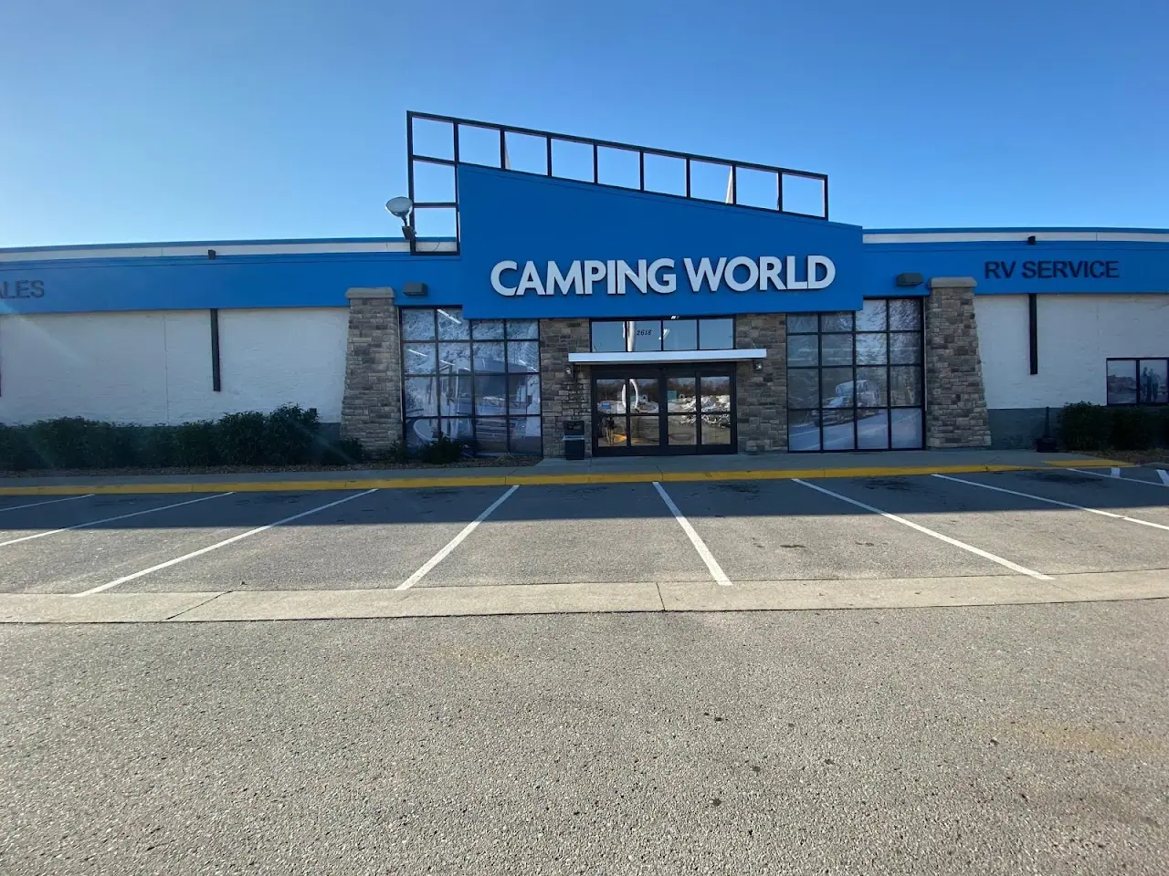Camping World - Nashville, RV dealers in Nashville