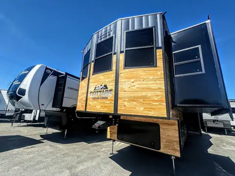 Trailer Hitch RV - Atascadero in Nipomo, CA