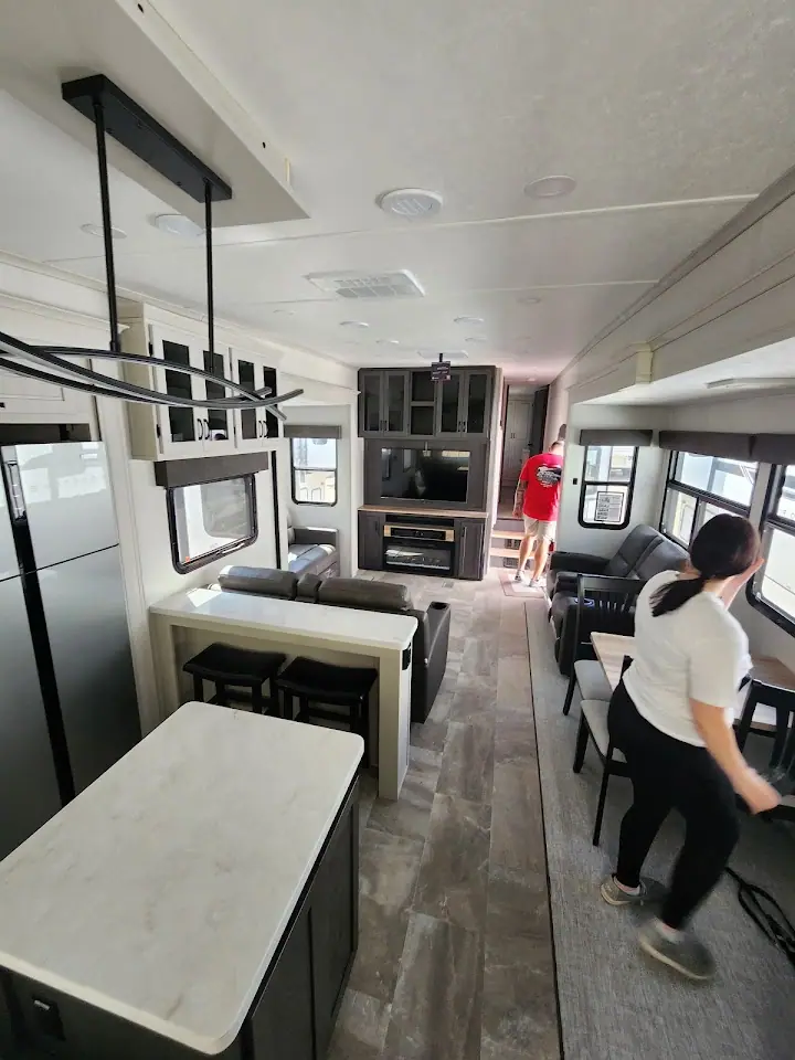 Fedders Marine & RV Inc, RV dealers in Le Mars