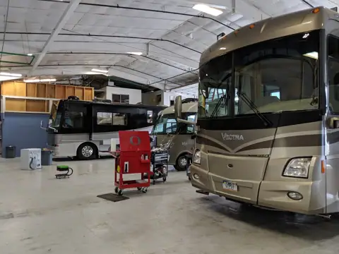 Winnebago / Country Coach Factory Service Center photo 3