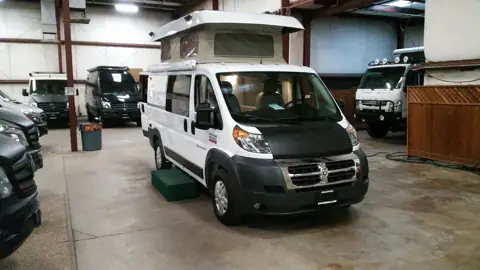 Field Van photo 3