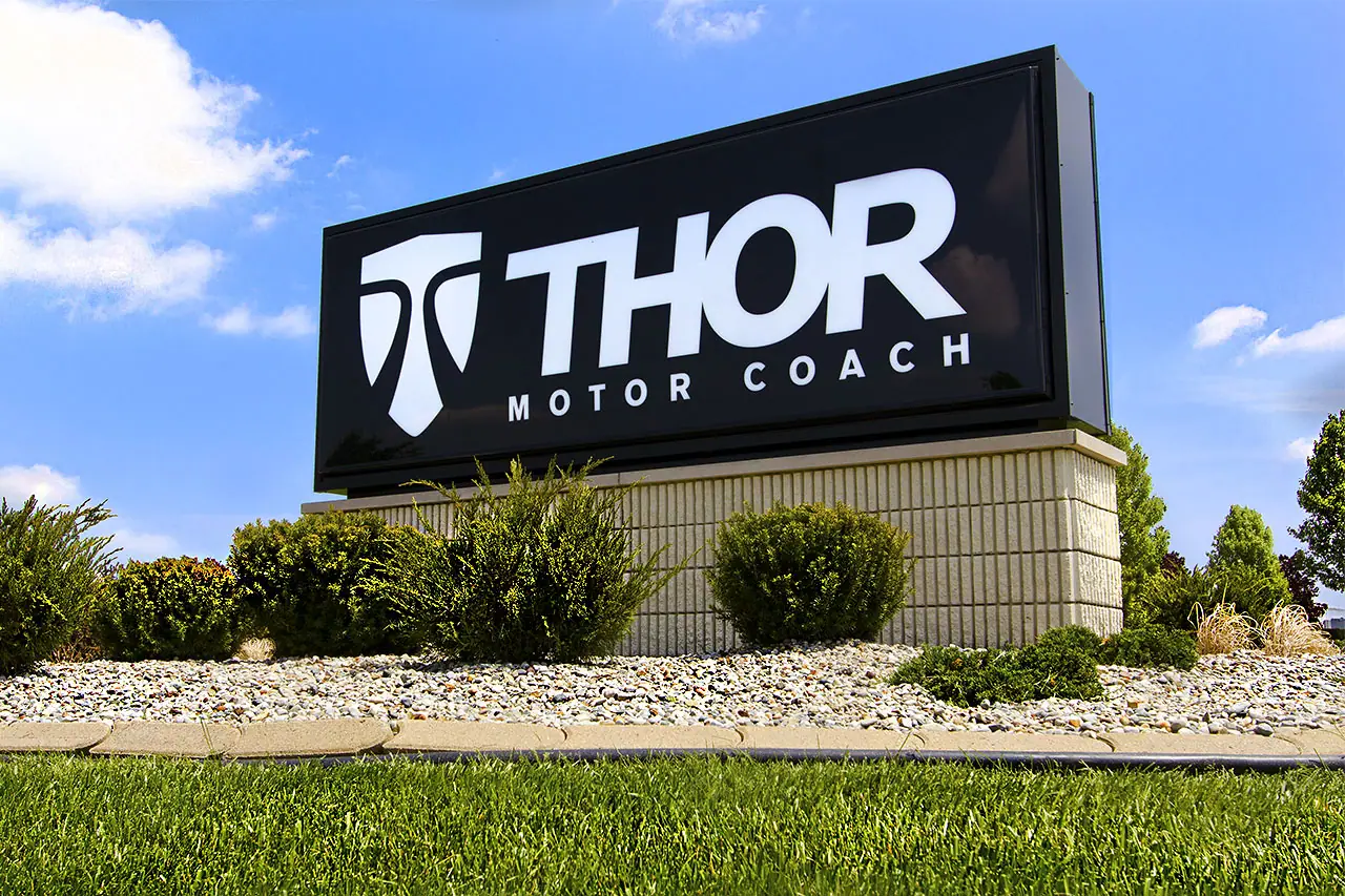 Thor Motor Coach - Plant 850 (Wakarusa), RV dealers in Wakarusa