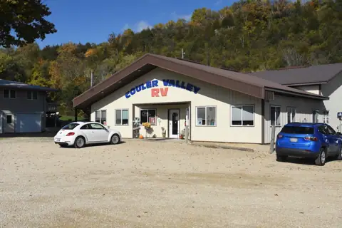 Couler Valley RV in Dubuque, IA