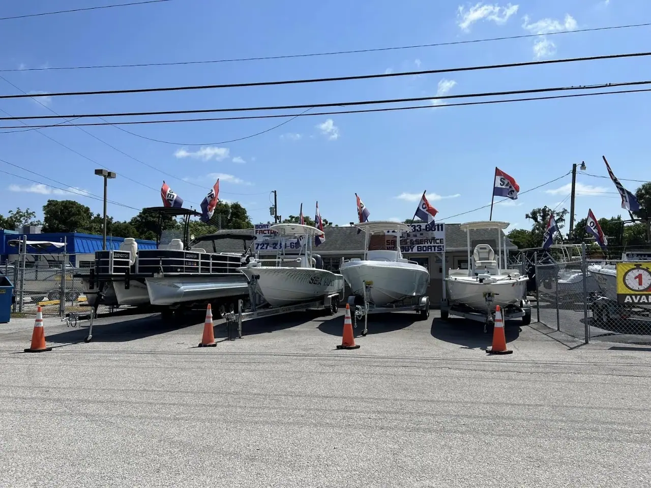 BOAT AND RV OUTLET, RV dealers in Hudson