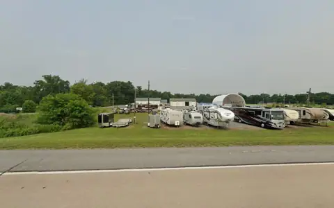 Ron's RV Sales photo 2
