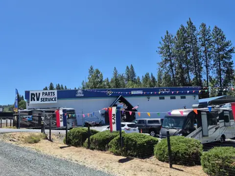 Oregon RV Outlet photo 3