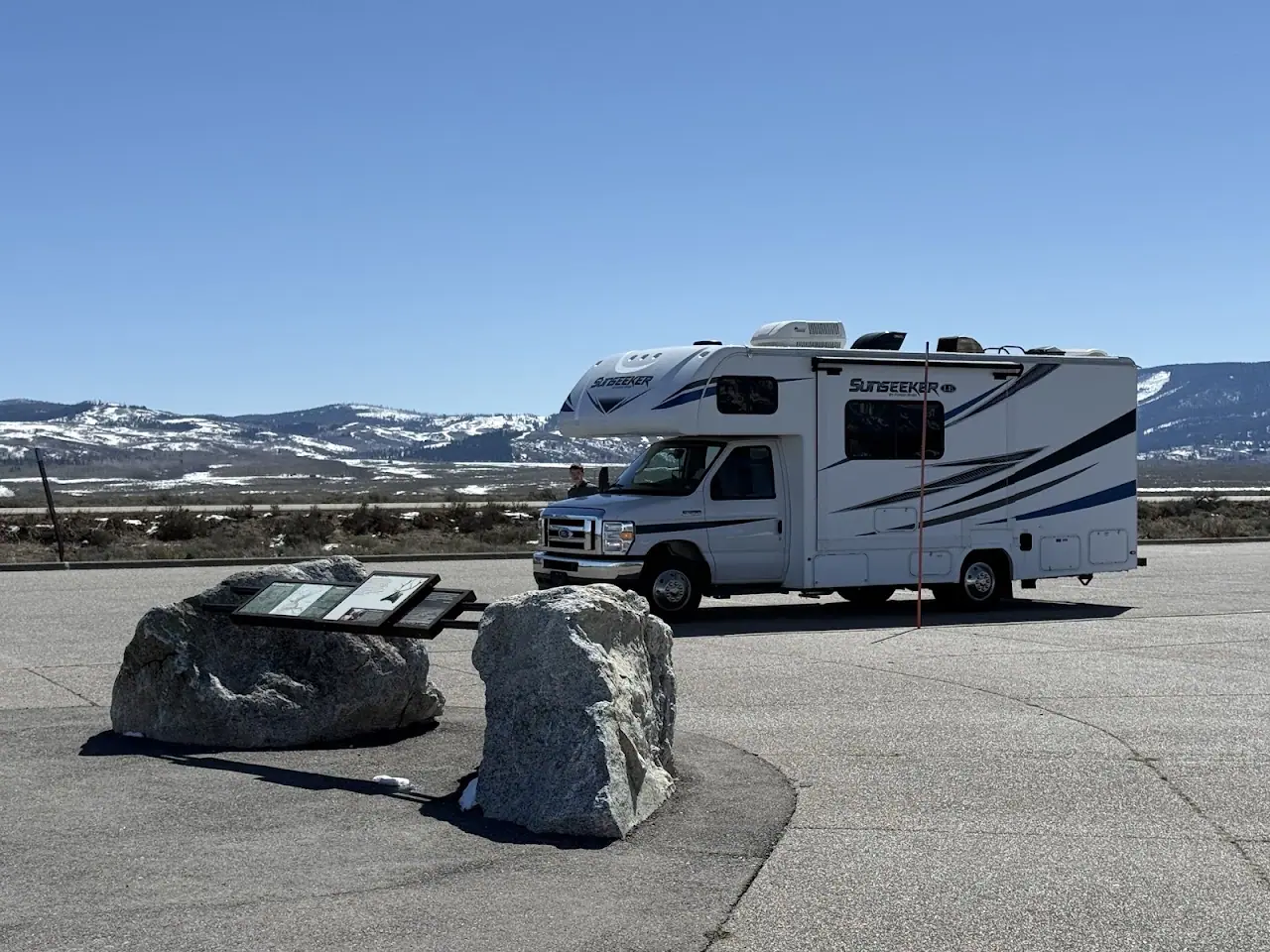 Midwest RV Rentals, RV dealers in Savage