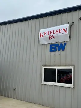 Ketelsen RV DeWitt Ia photo 2
