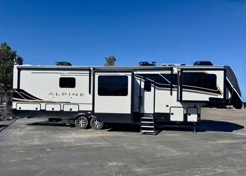 Trailer Source of Wheat Ridge, RV Sales in Wheat Ridge, CO