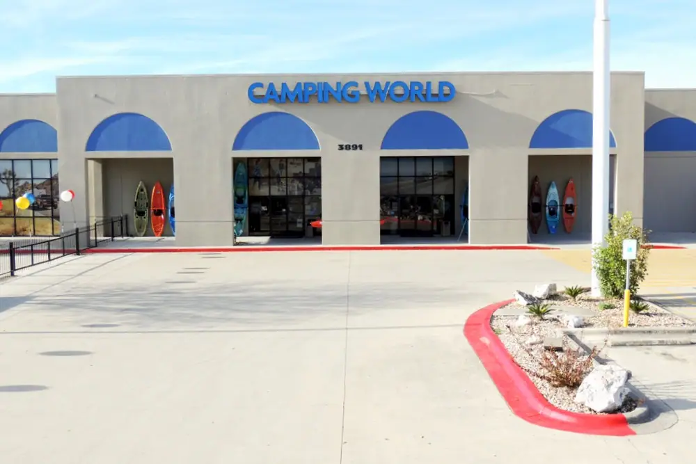 Camping World - New Braunfels, RV dealers in New Braunfels