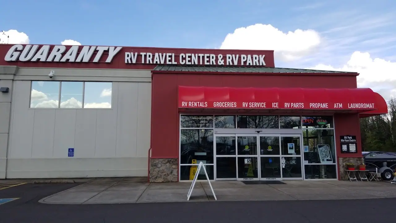 Bish's RV Travel Center, RV dealers in Junction City