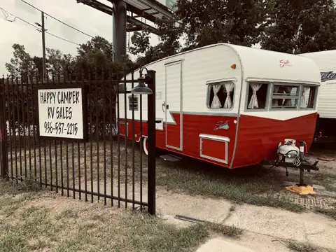 Happy Camper RV Sales photo 2