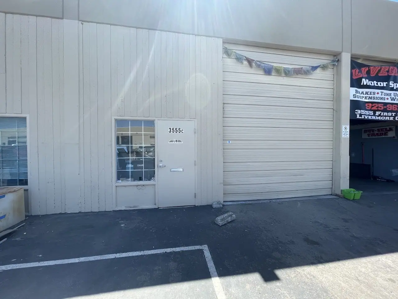 ÜB Vans, RV dealers in Livermore