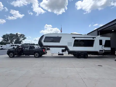 Royal RV Center photo 3