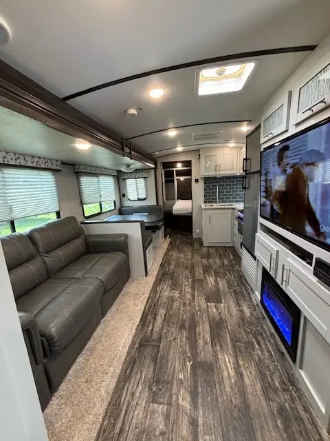 H & L RVS - Used RVs for Sale and Rental RVs, RV dealers in Plant City