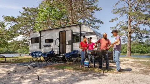 Camping World - Robertsdale, RV dealers in Robertsdale
