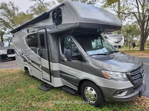 Lazydays RV – Sell Your RV photo 2