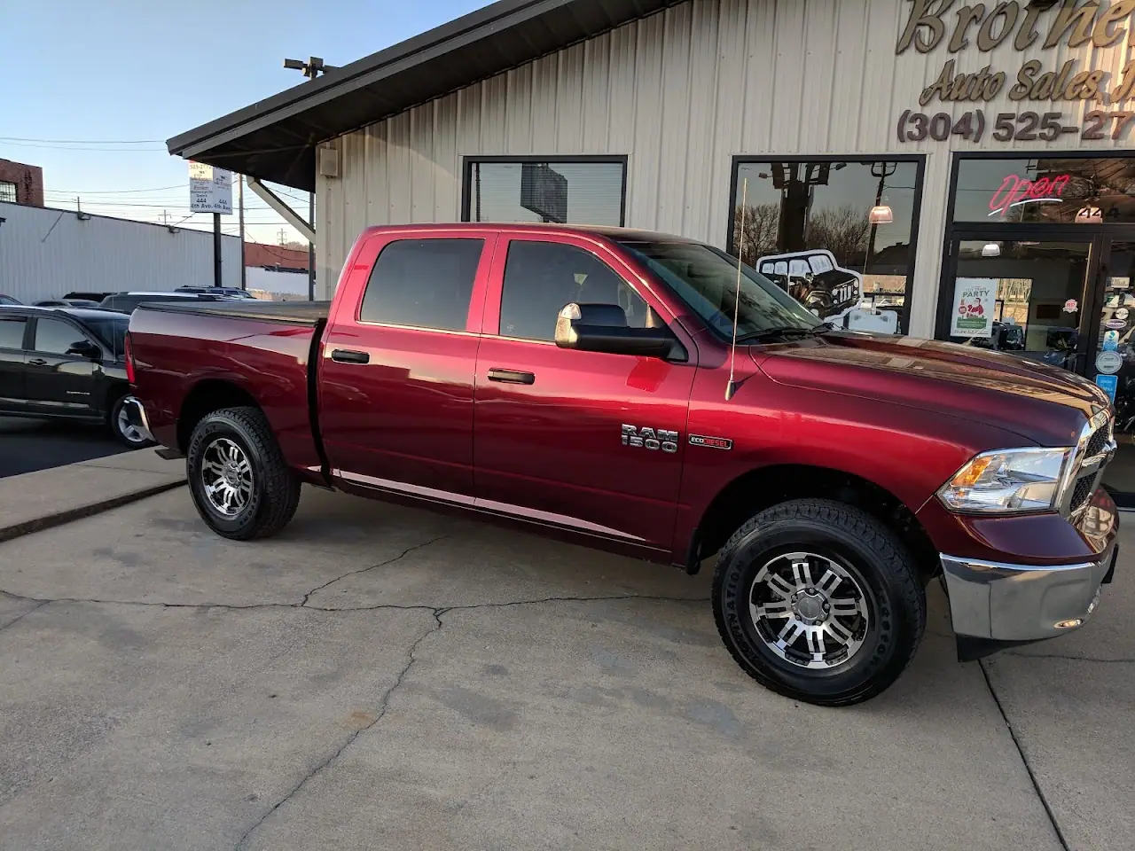 Brothers Auto Sales Inc., RV dealers in Huntington