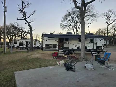 Fun Town RV Cleburne Campground photo 3
