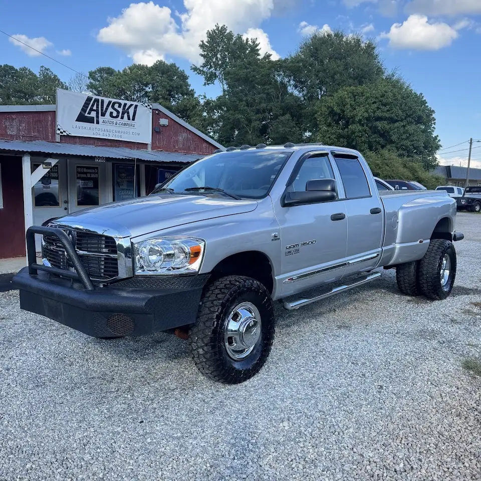 Lavski Autos and Campers, RV dealers in Jefferson