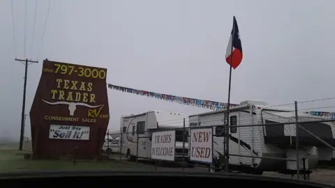 Texas Trader RV photo 2