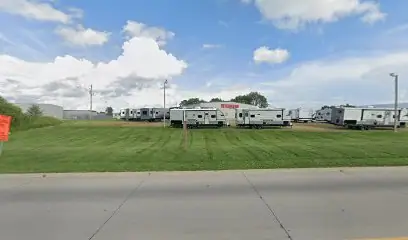 Paine's RV in Waterloo, IA