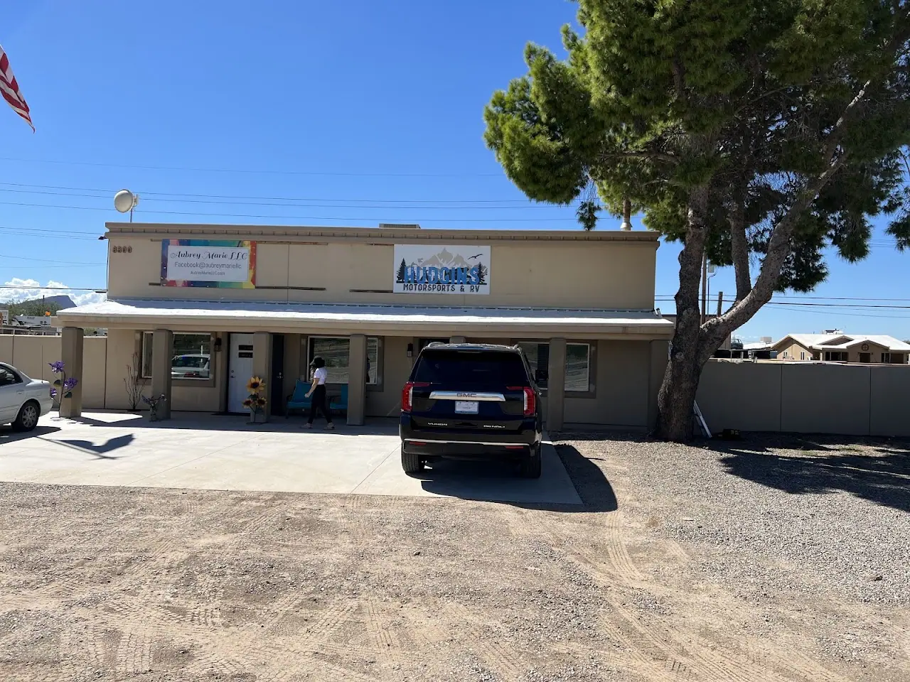 Hudgins RV, RV dealers in Marana
