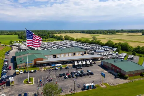 Camping World - Wauconda photo 3