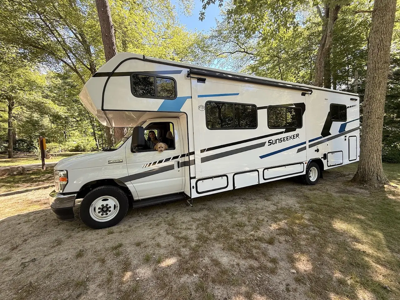 84 RV Rentals & Service, RV dealers in Sussex