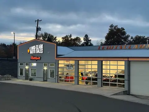 Lewis Clark Auto Sales in Lewiston, ID