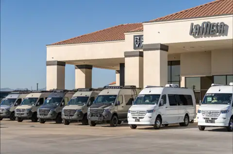La Mesa | RecVan – Phoenix RV & Motorhome Sales in Phoenix, AZ