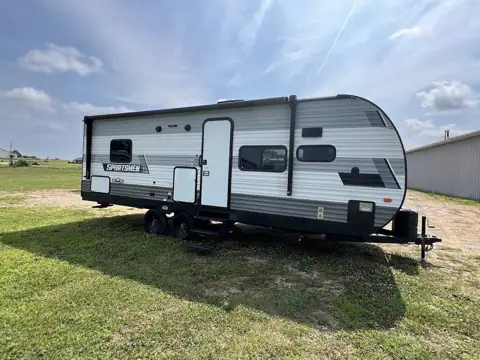 Island Auto & RV in Eaton Rapids, MI