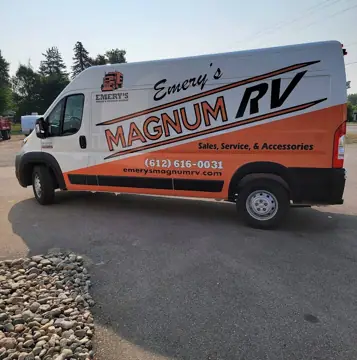 Emery's Magnum RV photo 3
