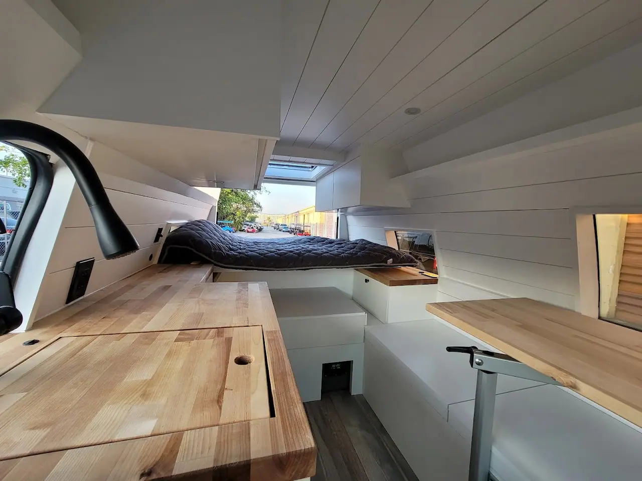 Discovery Camper Vans, RV dealers in Miami