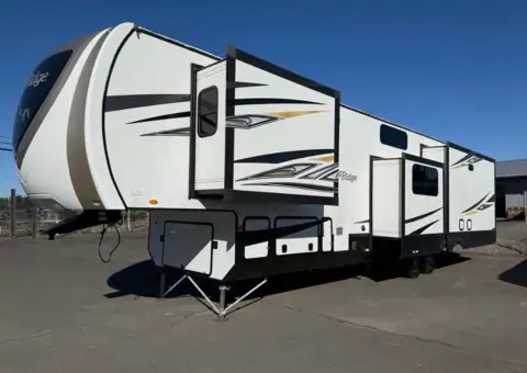 Willamette RV Sales photo 2