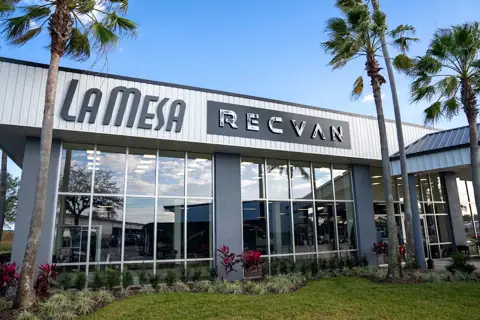 La Mesa | RecVan – Sanford RV & Motorhome Sales photo 2